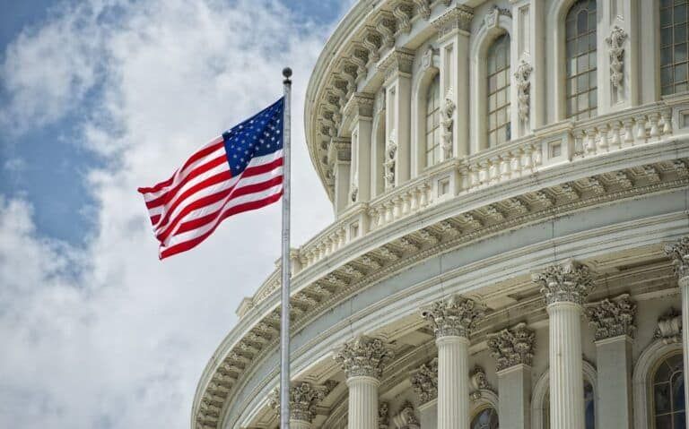 OKX Europa vincula el repunte de Bitcoin al debate sobre la Clarity Act