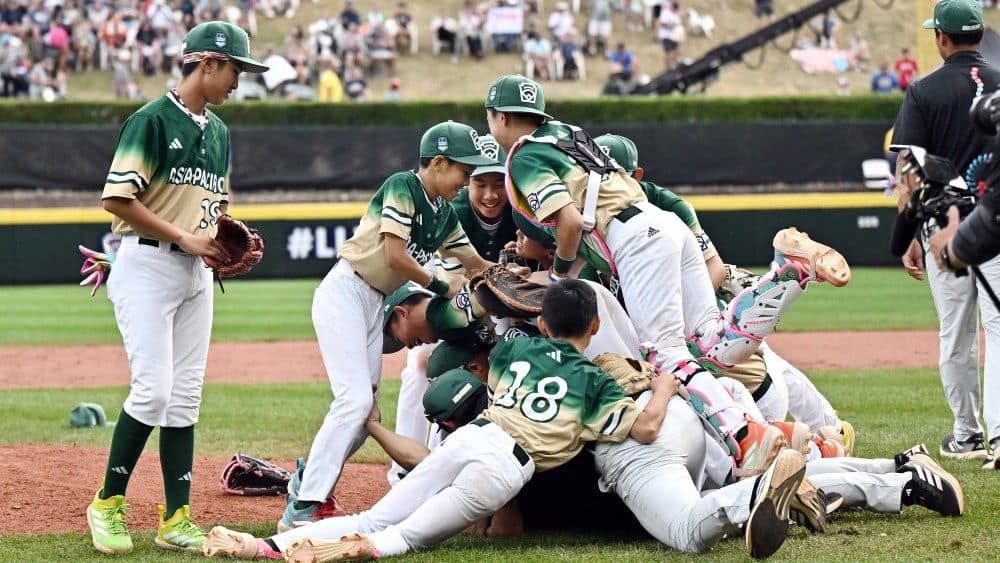 ESPN probará una retransmisión alternativa con antiguos jugadores en el MLB Little League Classic