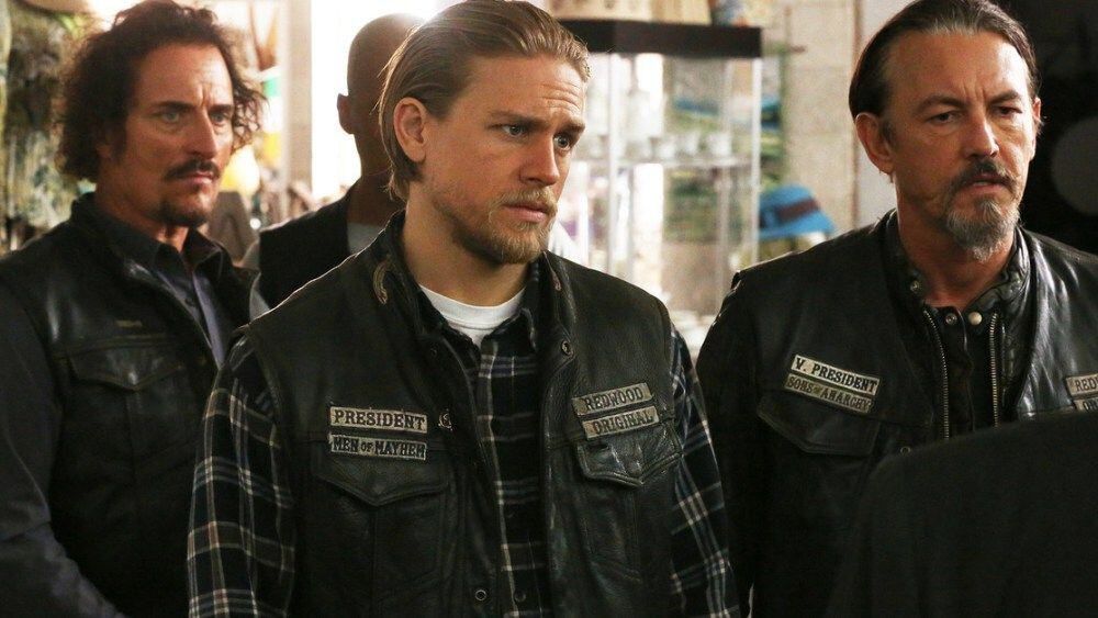 El reparto de Sons of Anarchy vuelve a reunirse en la miniserie Legends de FX El reparto de Sons of Anarchy vuelve a reunirse en la miniserie Legends de FX