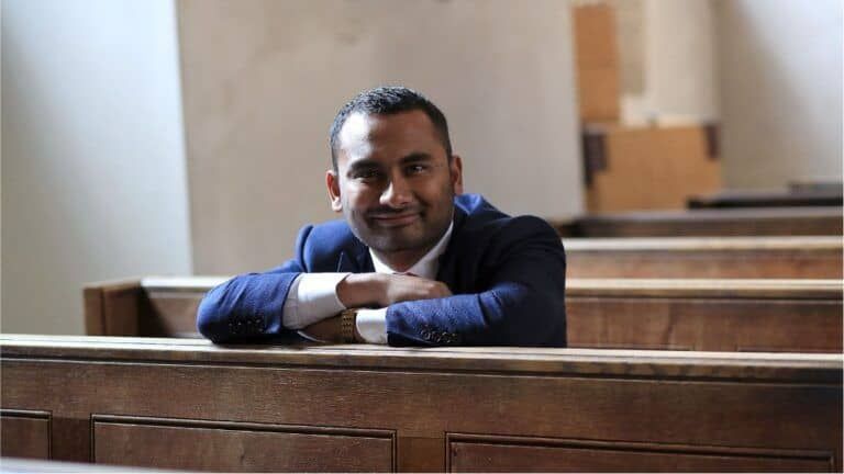 Sister Group ficha a Amol Rajan para producir y distribuir un nuevo proyecto televisivo