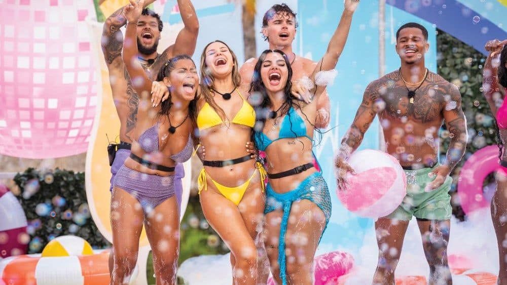 La televisión de cita recupera el fenómeno de comentar las series al mismo tiempo La televisión de cita recupera el fenómeno de comentar las series al mismo tiempo