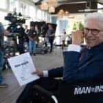 A Man on the Inside terminará con su tercera temporada en Netflix