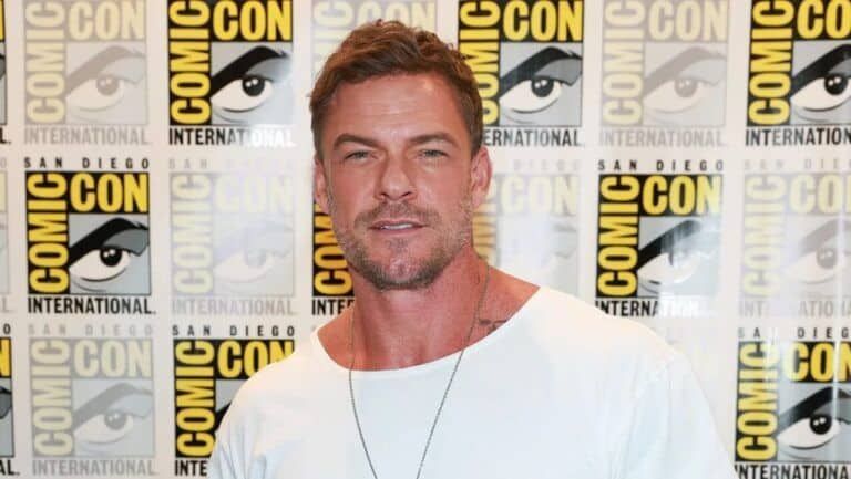 Alan Ritchson negocia para protagonizar la película de Helldivers