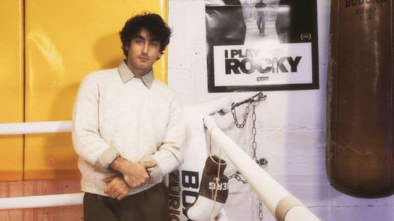 Anthony Ippolito se prepara para interpretar a Sylvester Stallone en I Play Rocky Anthony Ippolito se prepara para interpretar a Sylvester Stallone en I Play Rocky