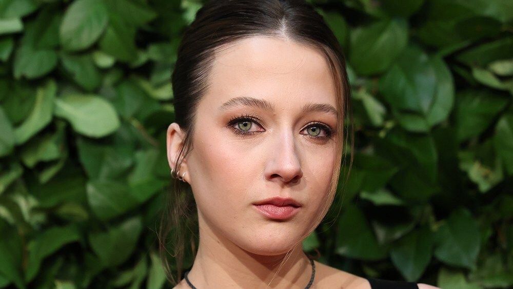 Sam Evenson llevará su corto viral Ignore It al cine con Lily Collias como protagonista Sam Evenson llevará su corto viral Ignore It al cine con Lily Collias como protagonista