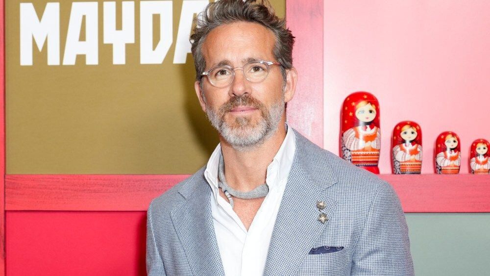 Ryan Reynolds celebra que The Odyssey supere a Deadpool & Wolverine en taquilla