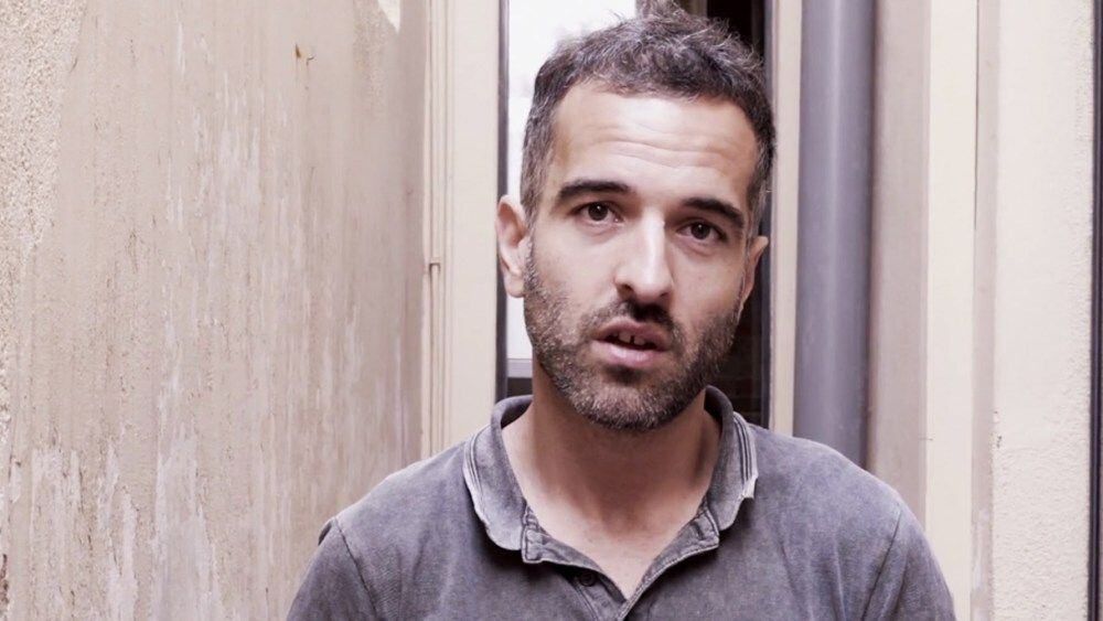 Mikel Gurrea prepara Saints, un misterio ambientado en el barrio barcelonés de Sants