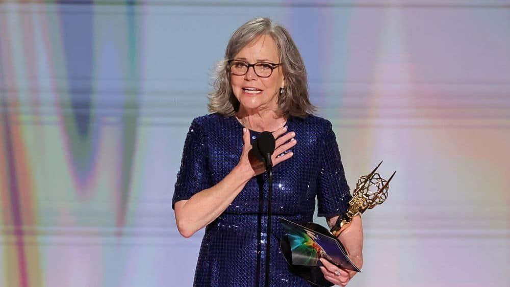 Sally Field gana el Emmy y se convierte en la actriz más veterana de su categoría Sally Field gana el Emmy y se convierte en la actriz más veterana de su categoría