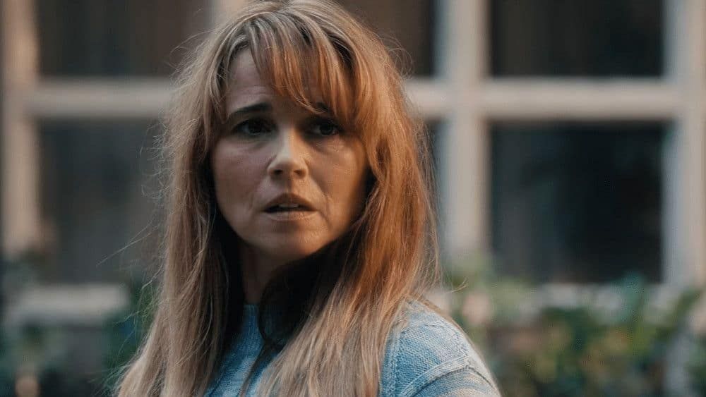 Crystal Lake presenta su primer tráiler con Linda Cardellini como Pamela Voorhees