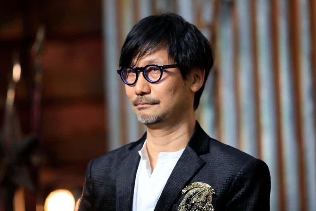 Hideo Kojima visita Sony City tras el cambio de rumbo de PHYSINT