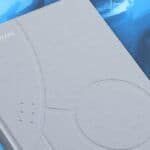 El libro de los 30 años de PlayStation cuesta 115 € y su Deluxe ya está agotada