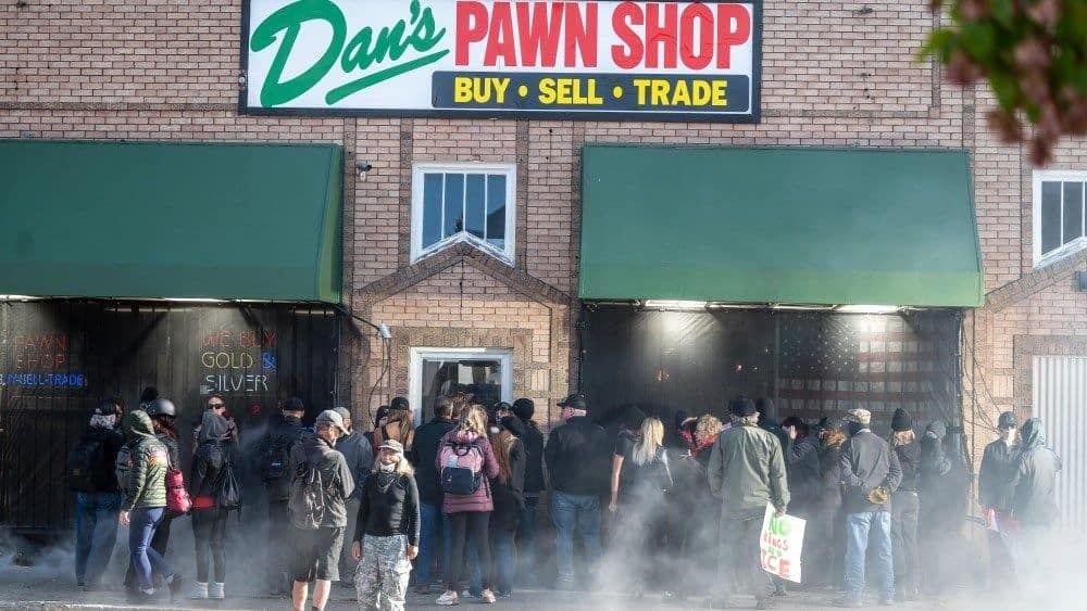 La producción de Pawn Shop se detiene temporalmente en Montana tras las protestas locales La producción de Pawn Shop se detiene temporalmente en Montana tras las protestas locales